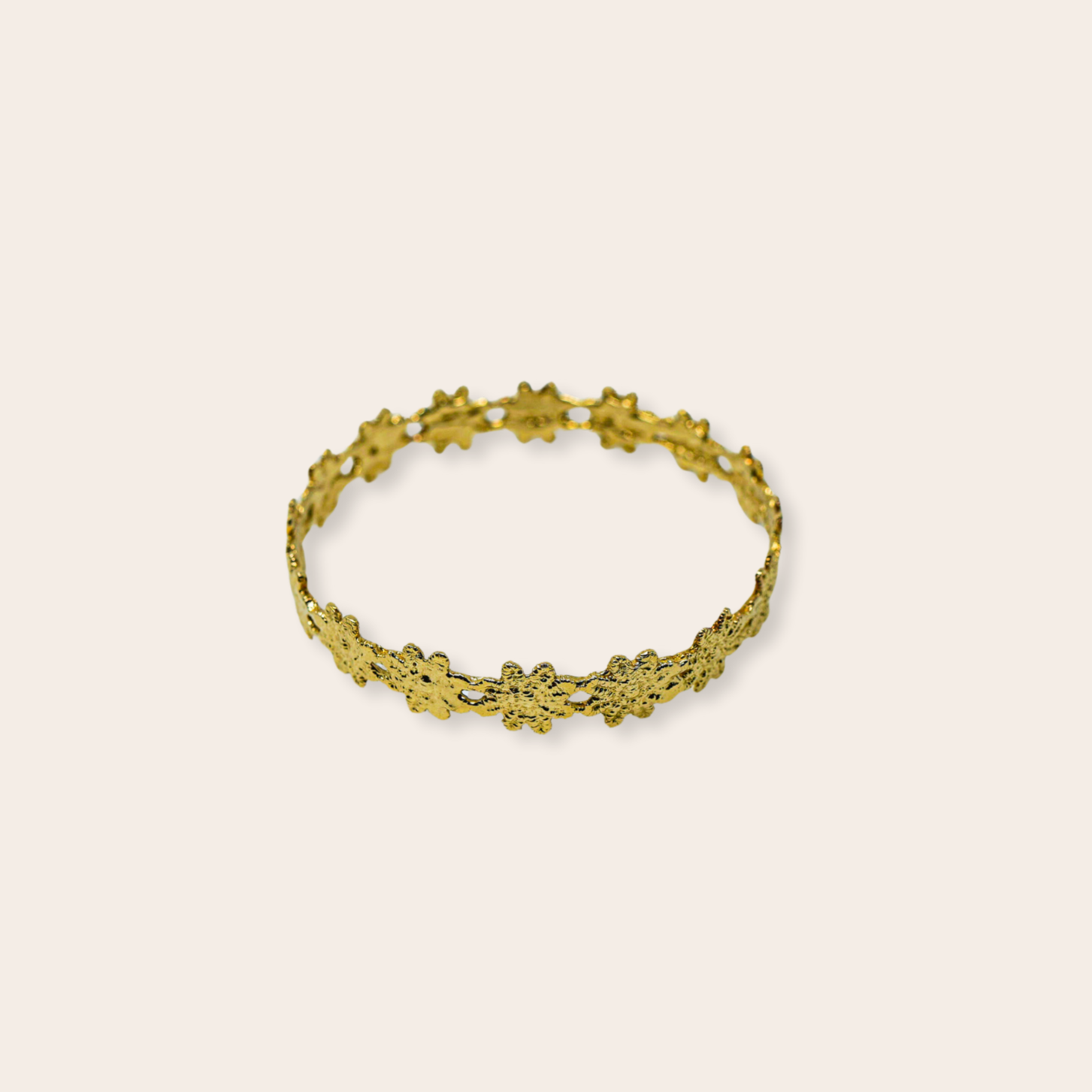 Daisy Chain bangle - gold plate