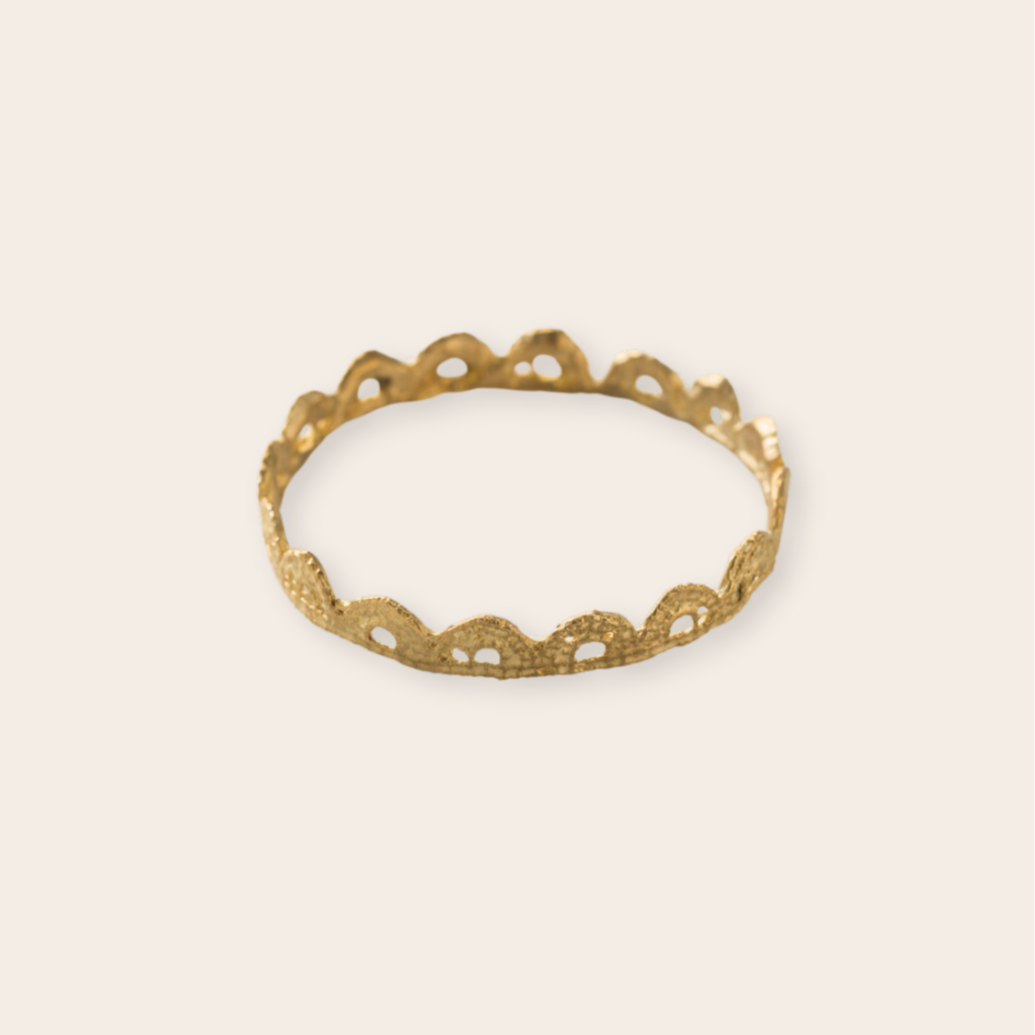 bronze scalloped bangle