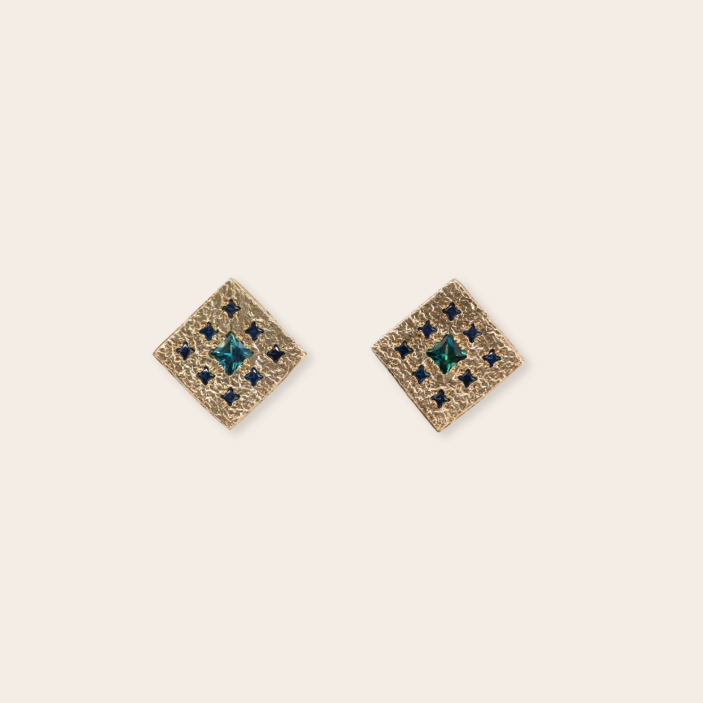 14K Yellow Gold Square with Sapphires