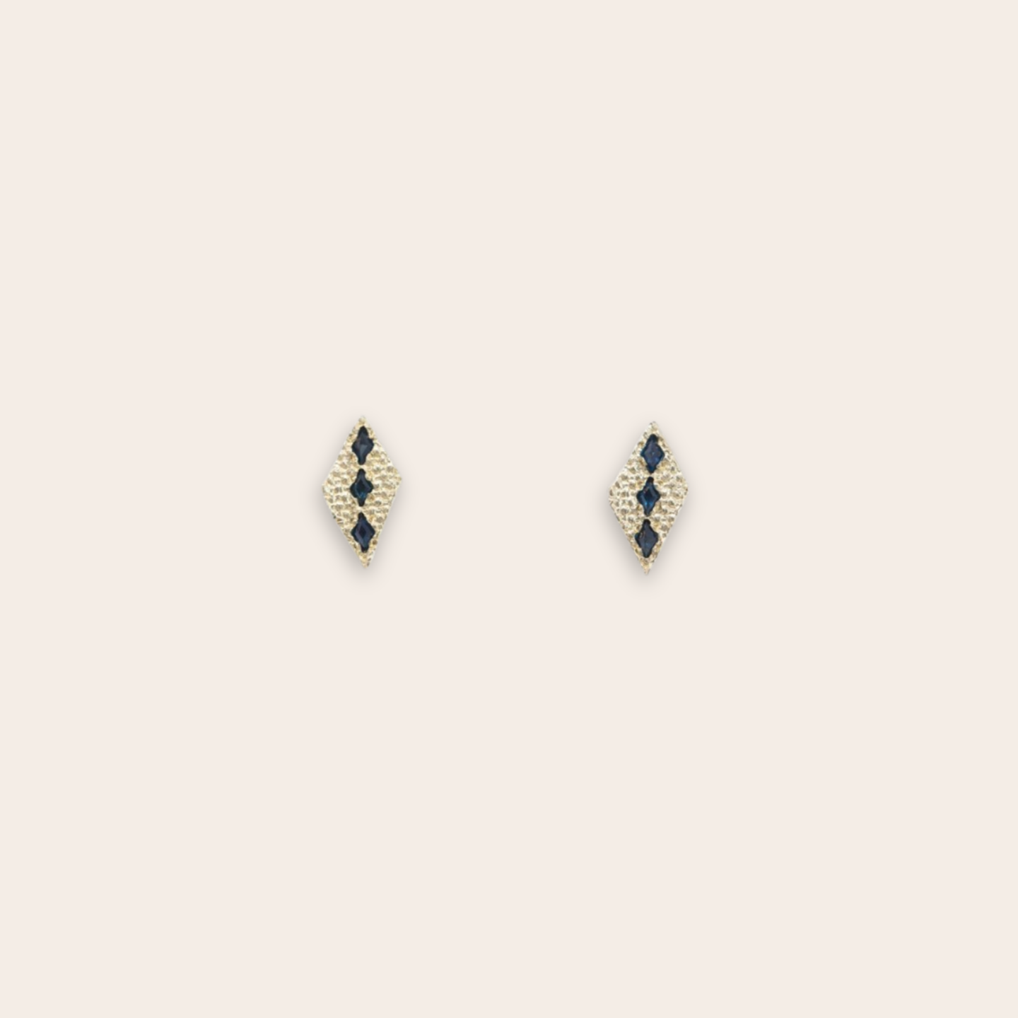 14K White Gold Kite Studs with Sapphire