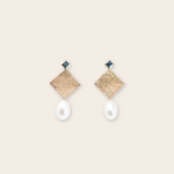 14k Yellow Gold Canvas Square with Blue Sapphire and Pearl Earring