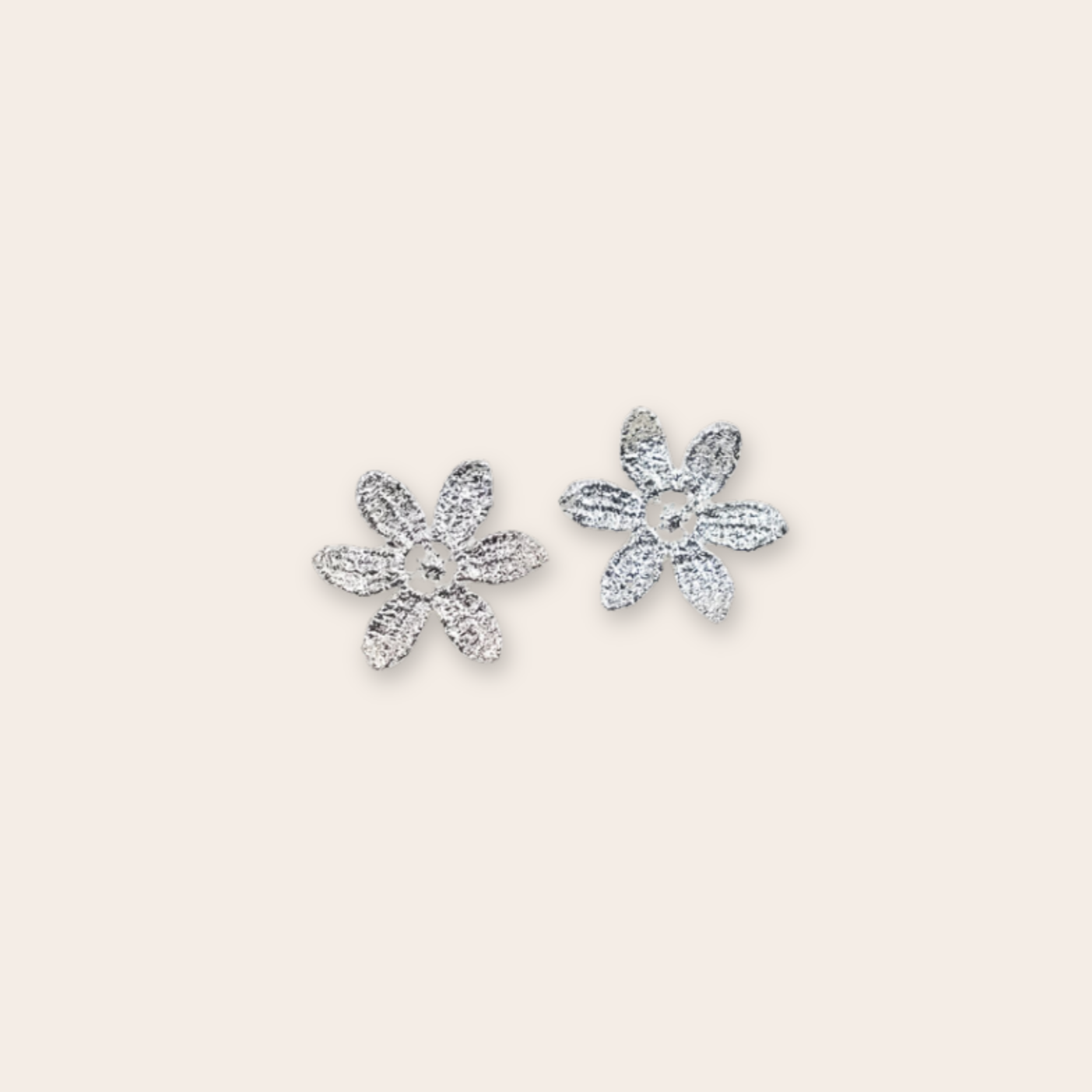 Silver Daisy Stud