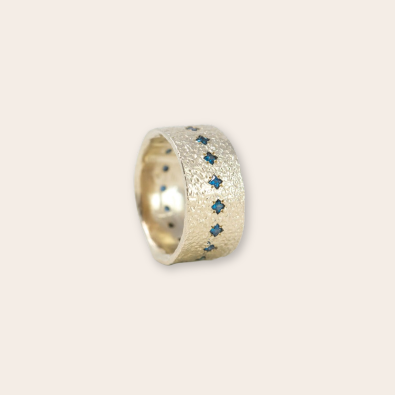 14k yellow white cigar band w blue sapphires