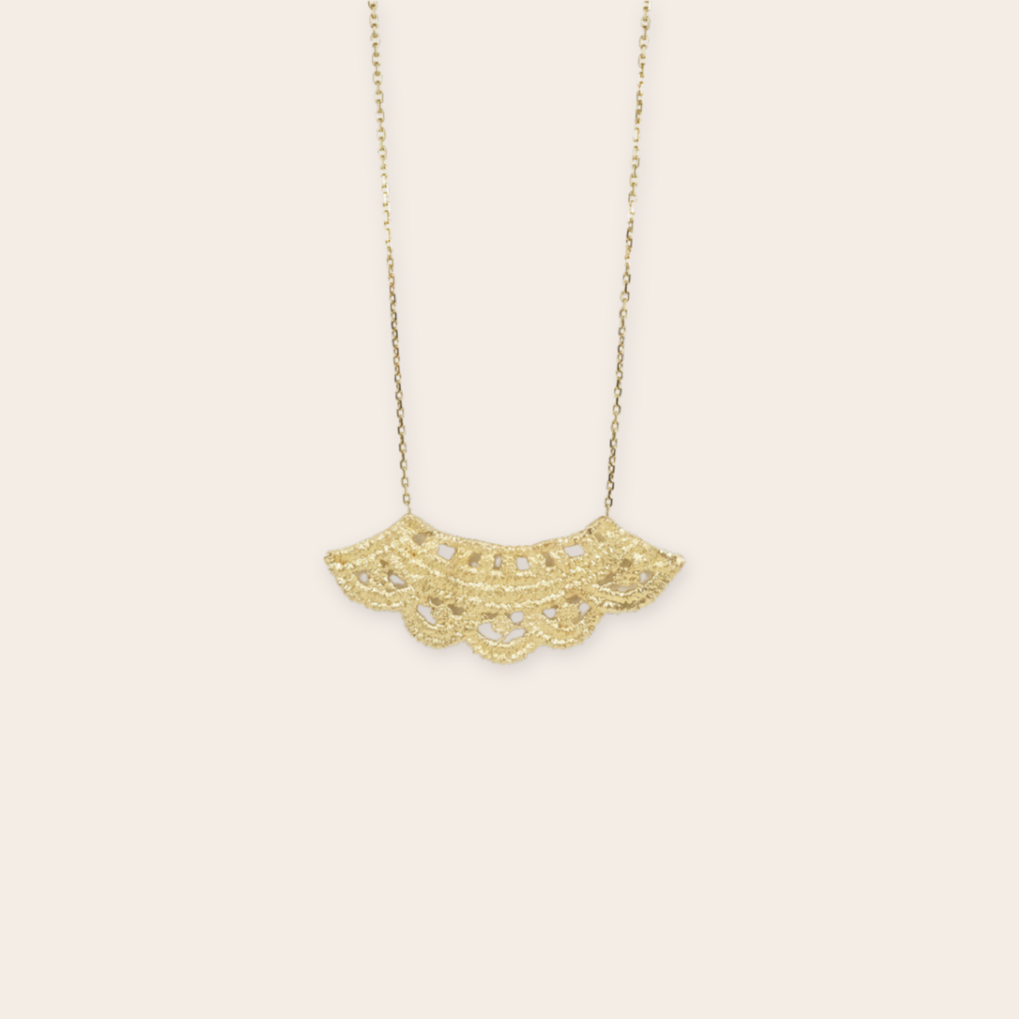 14K Yellow Gold Large Lace Necklace