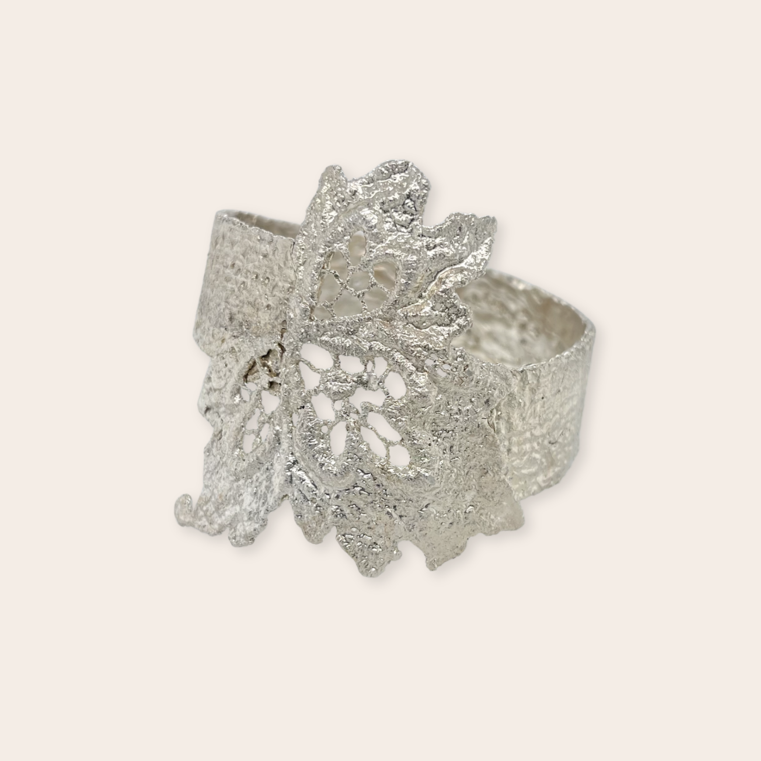 silver floral cuff - 800