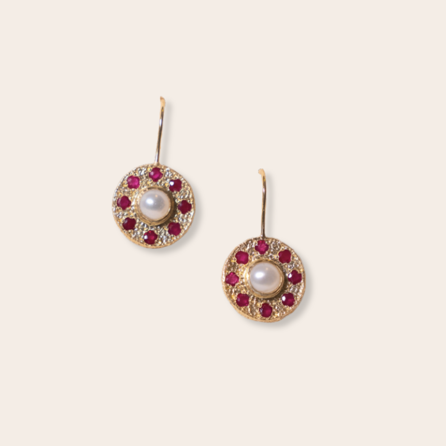 14K Yellow Gold Round Disc with Bezel Set Pearl with Round Ruby