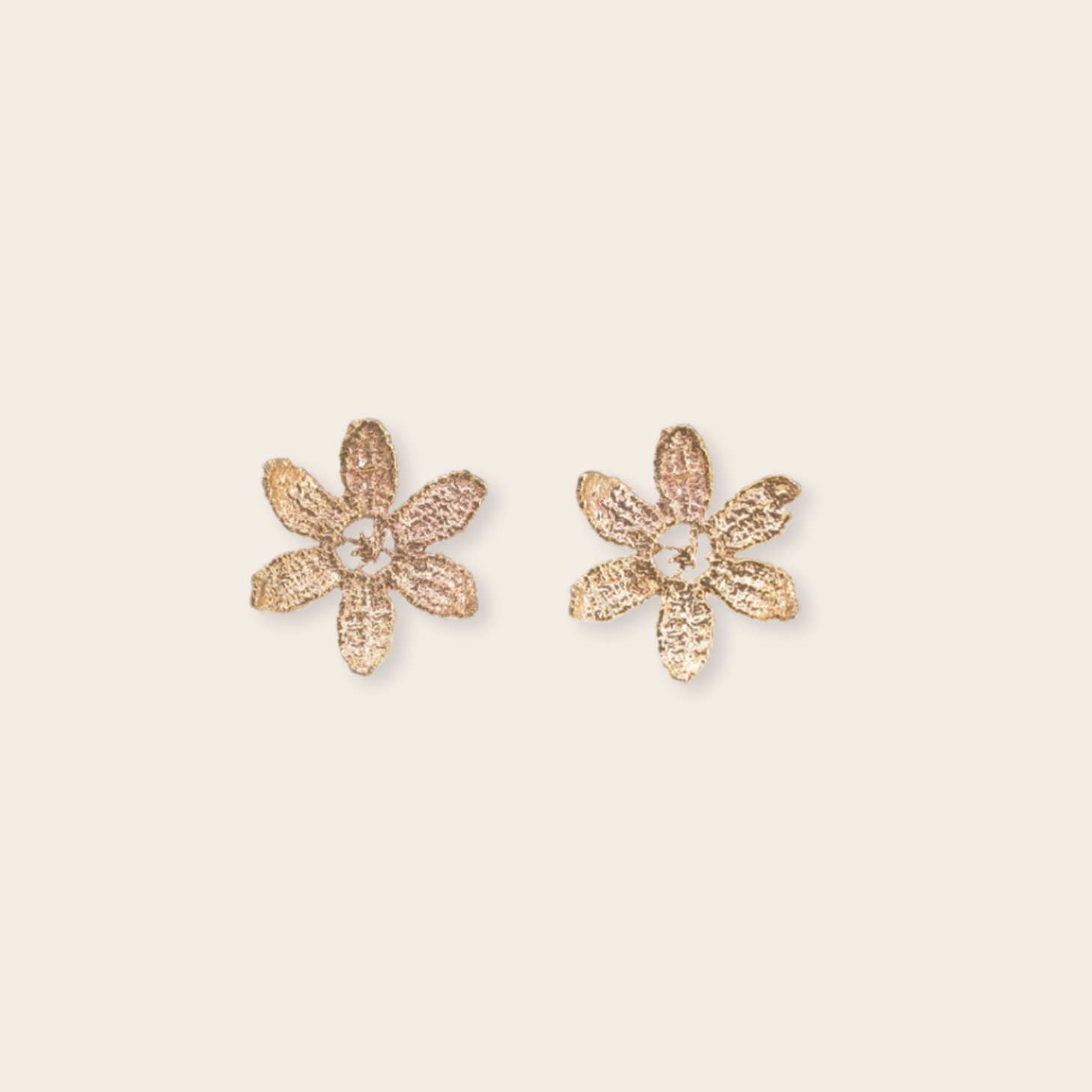 bronze daisy earring