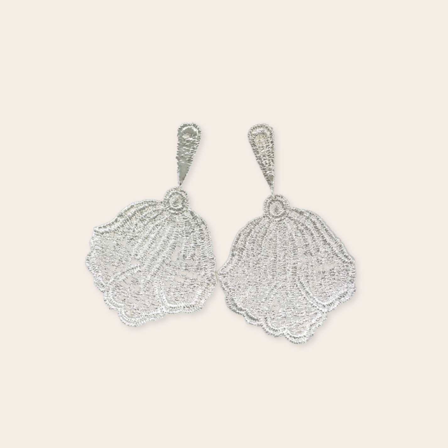silver cedar earring