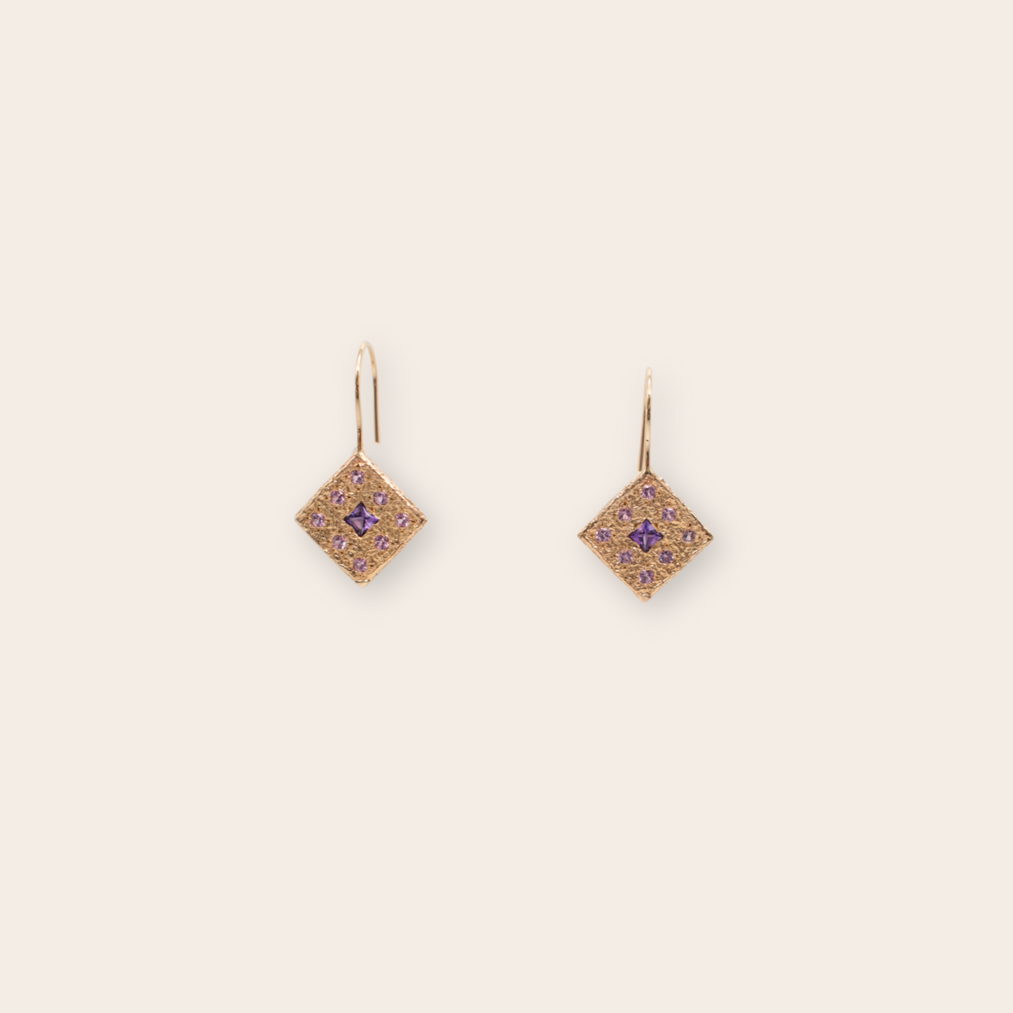 yg square w amethyst and sapphire