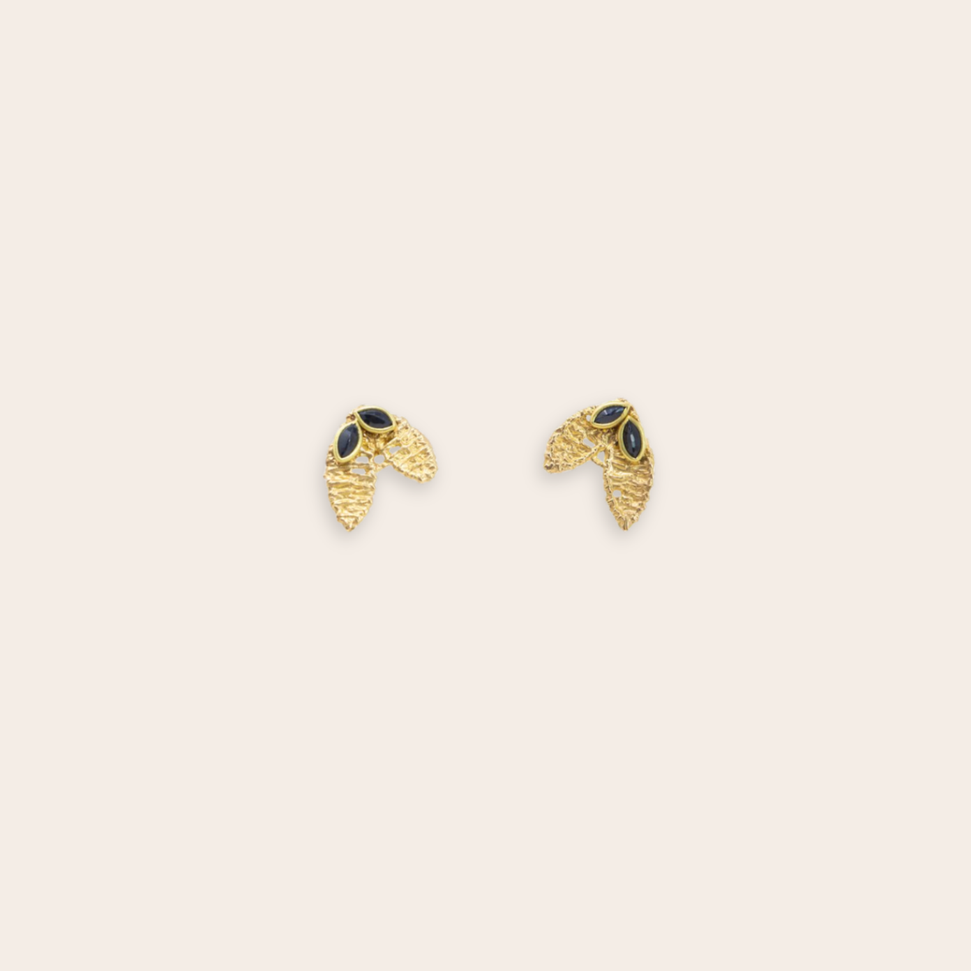 14K Yellow Gold Leaf Stud with Sapphires