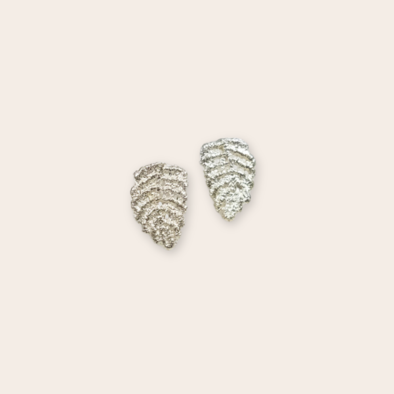 Silver Leaf Stud