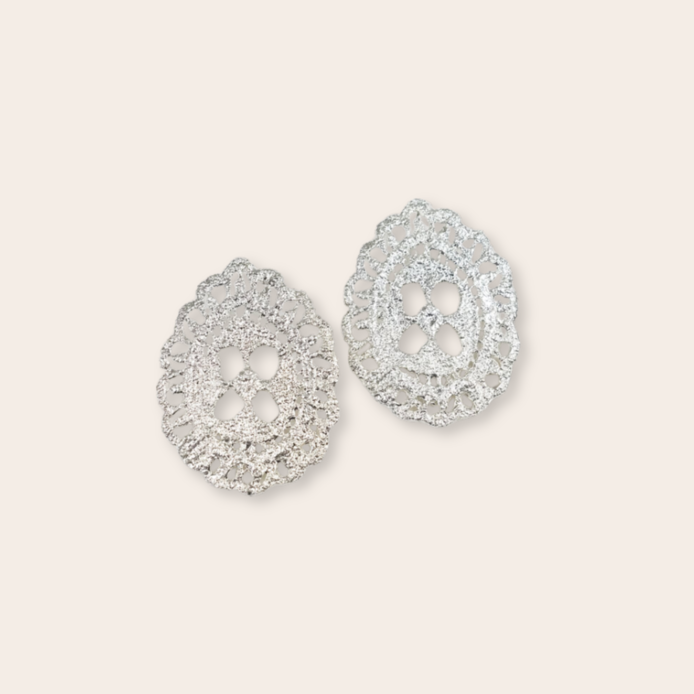 Silver oval Earring