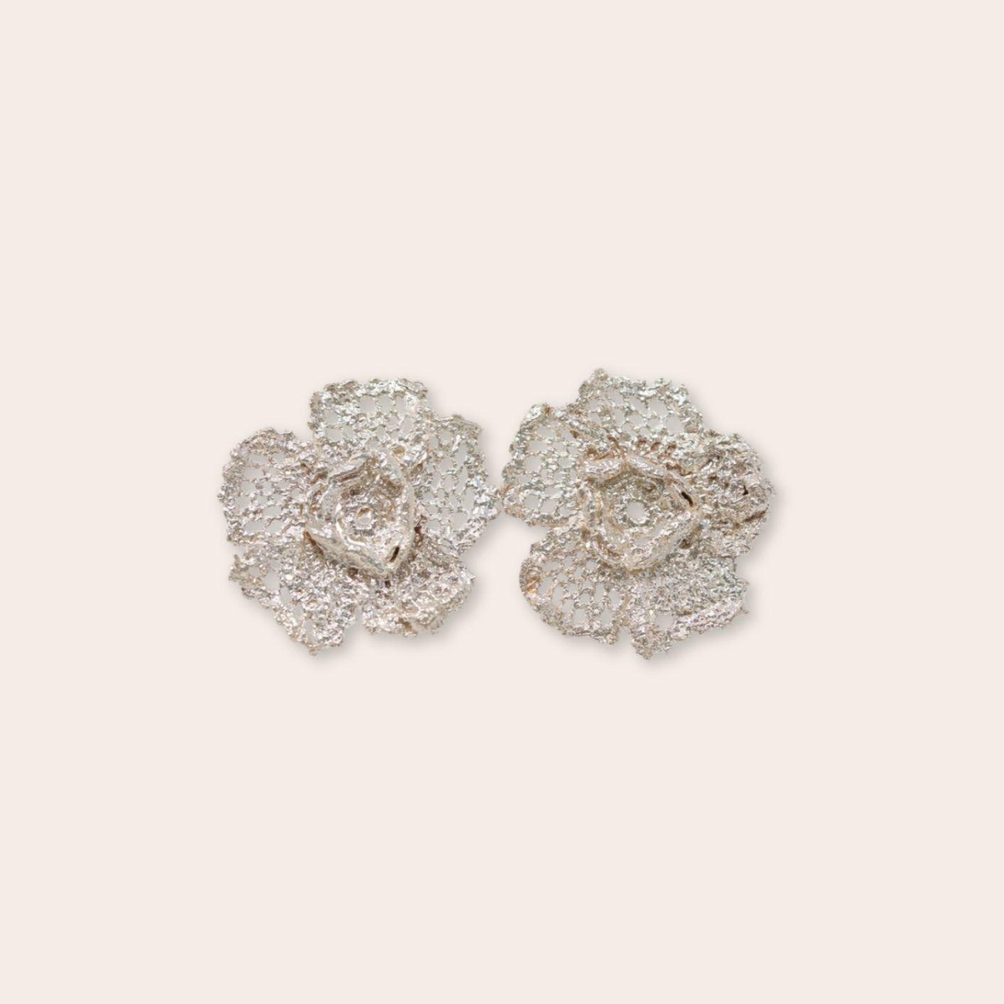silver crochet stud earring
