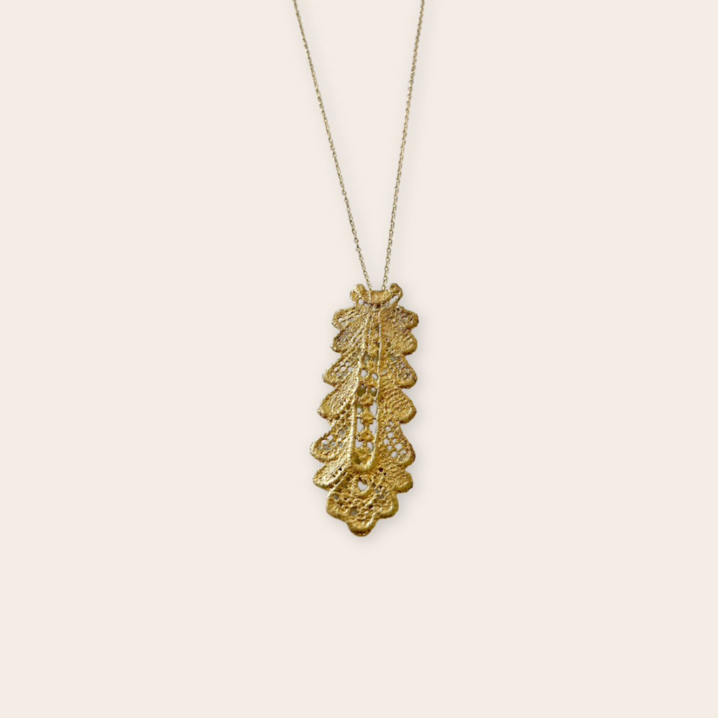 bronze long lace necklace