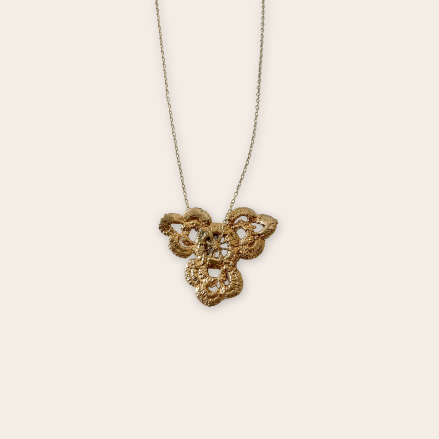 Bronze Trifoil Pendant Necklace