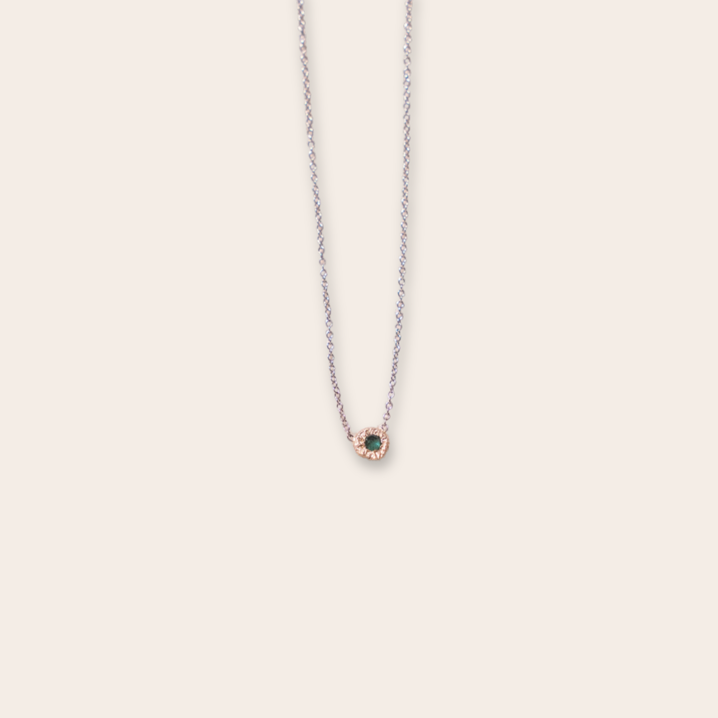 14k wg round emerald necklace