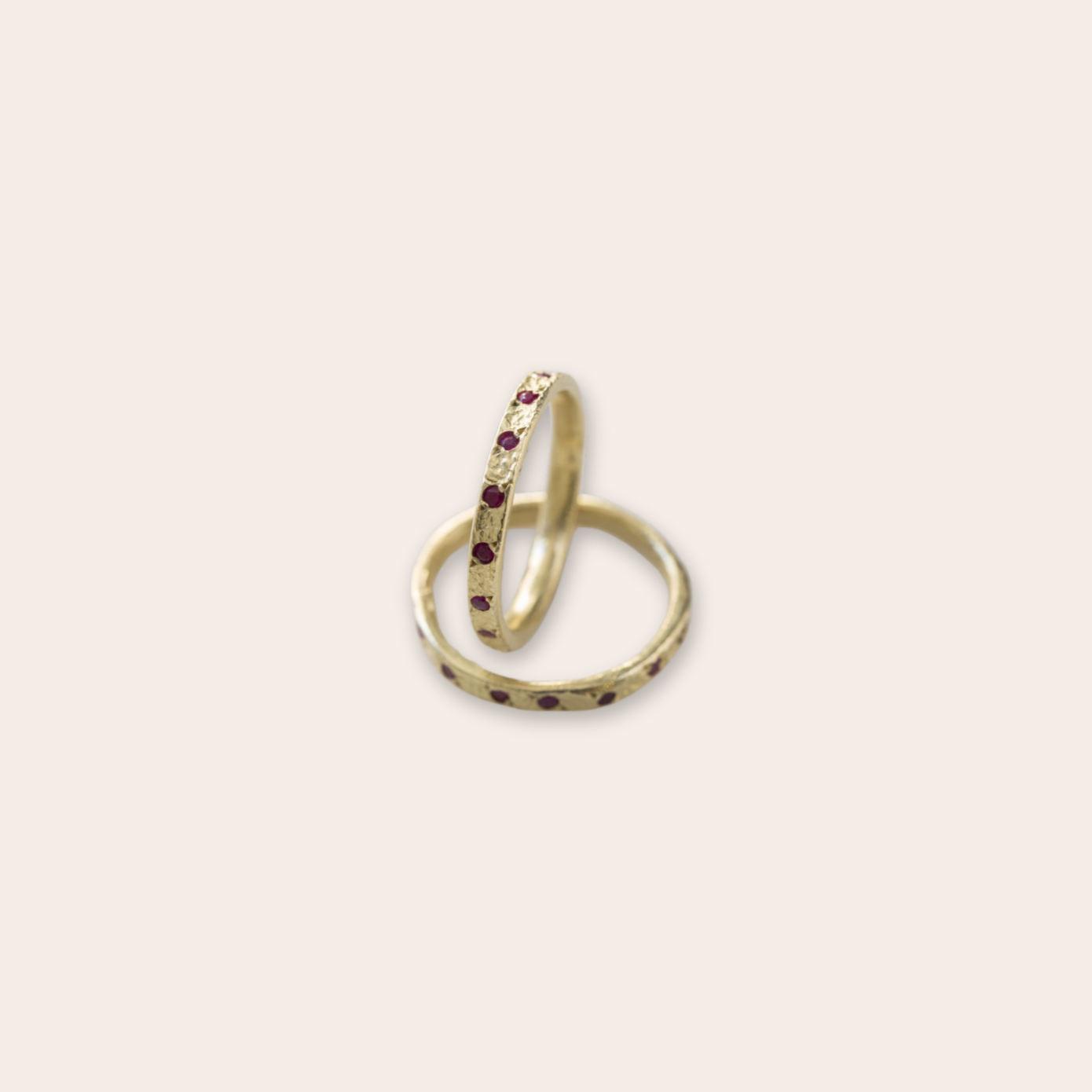 round cut ruby band